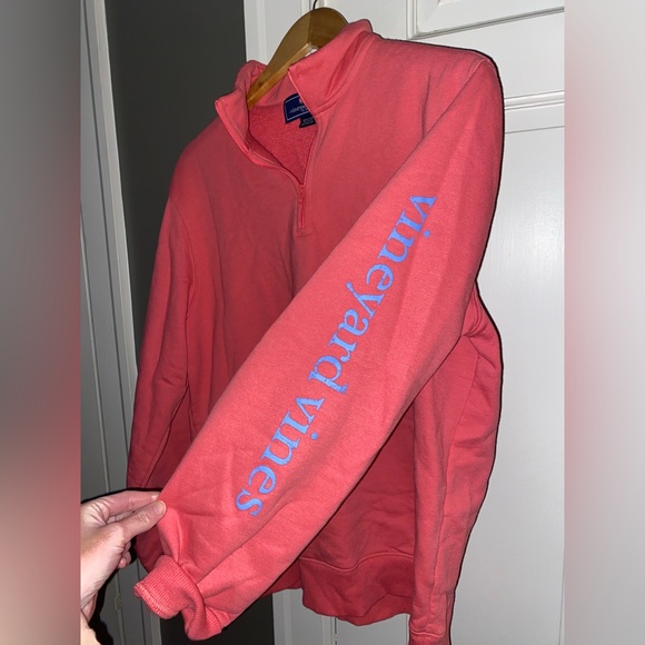 EUC Vineyard Vines quarterzip sweatshirt - Picture 2 of 5